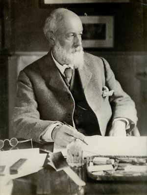 Heywood Sumner